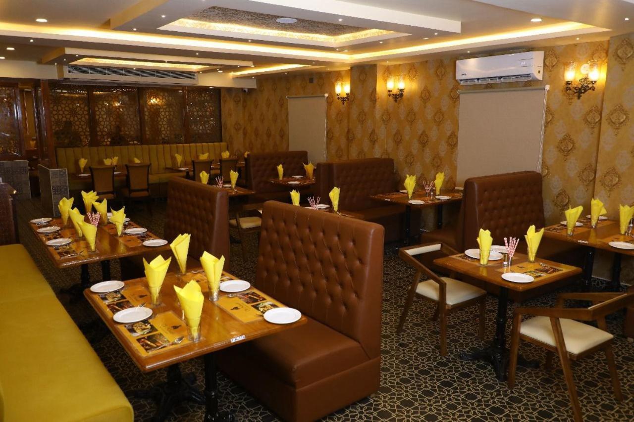 היידראבד Hotel Windsor Plaza מראה חיצוני תמונה