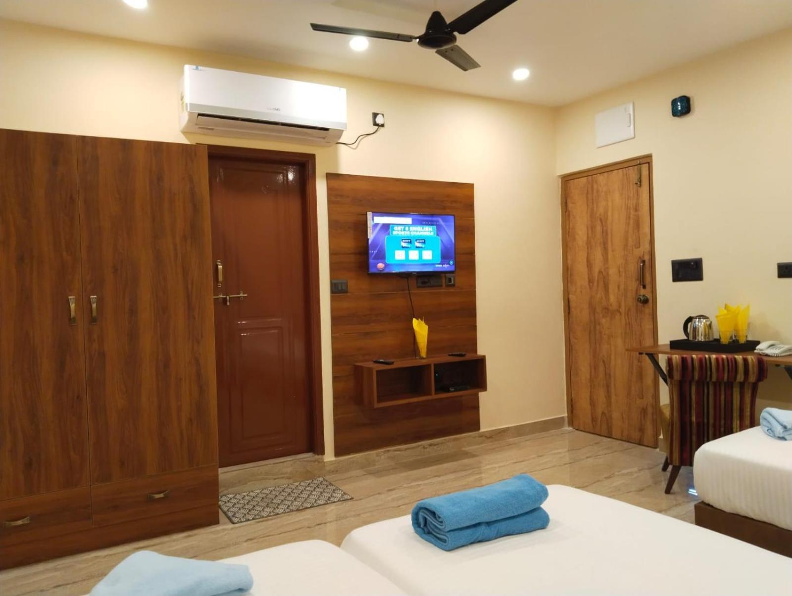 היידראבד Hotel Windsor Plaza מראה חיצוני תמונה
