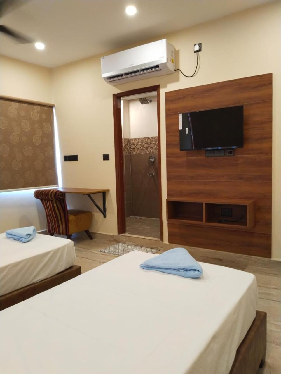 היידראבד Hotel Windsor Plaza מראה חיצוני תמונה