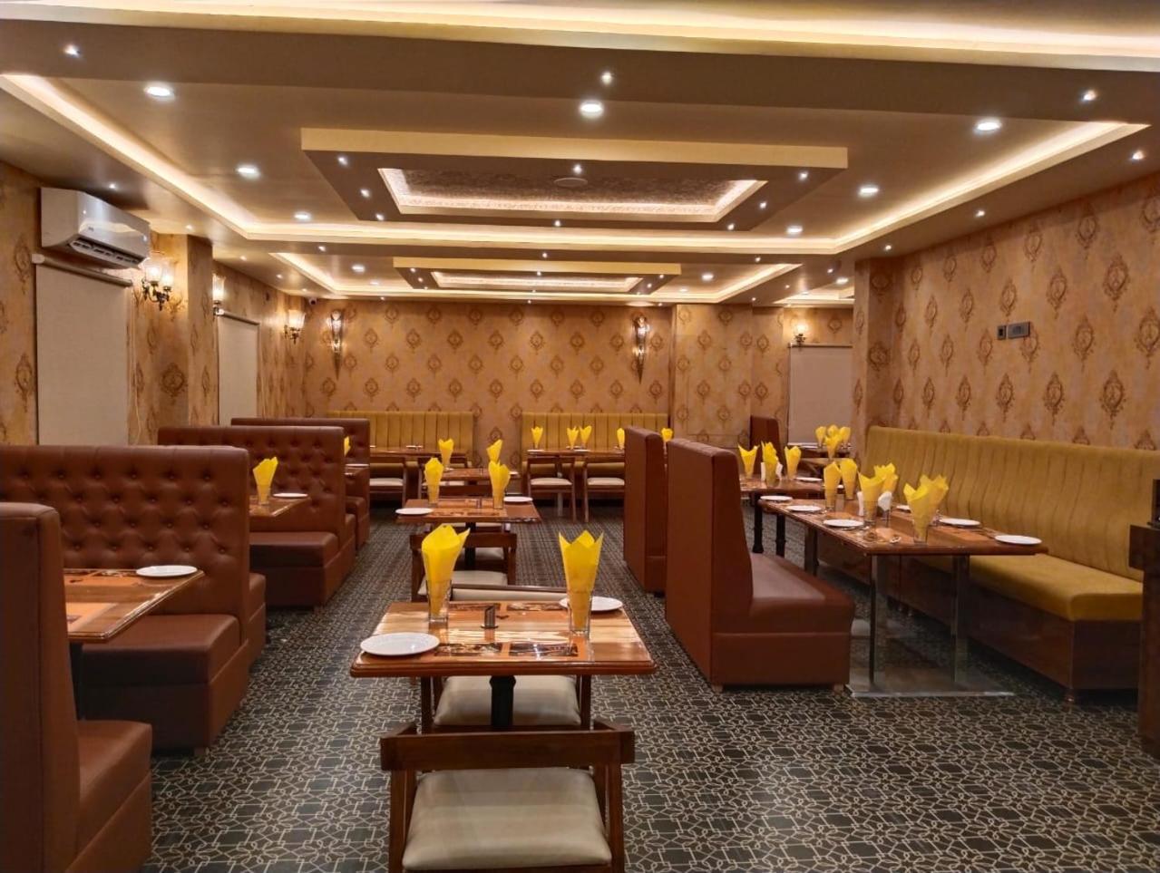 היידראבד Hotel Windsor Plaza מראה חיצוני תמונה